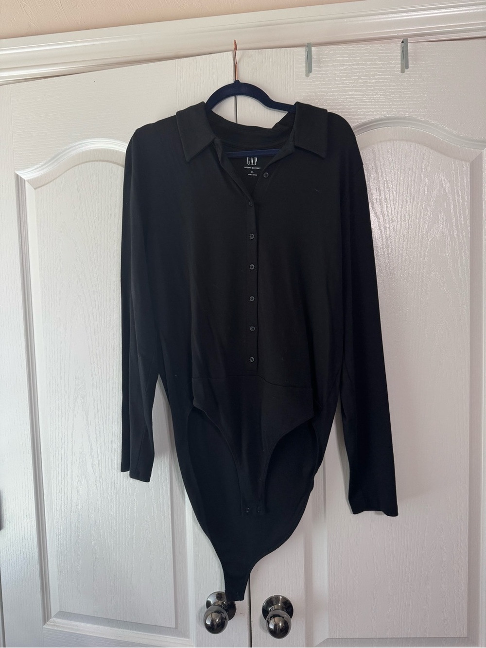 GAP Black Modern Long-Sleeve Bodysuit